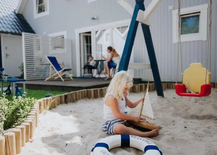 別荘 Marynarskie Mit Der Aussicht Auf Spielplatz By Interhome ポビエロボ